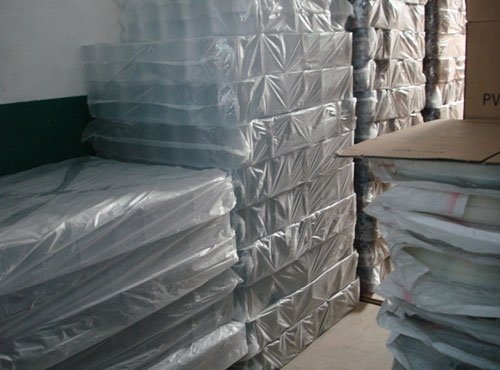 �z�в��}��